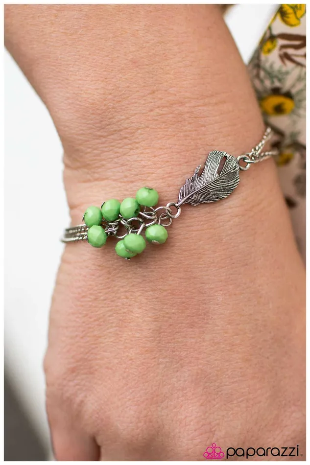 Paparazzi Jewelry Bracelets Paparazzi Bracelet So Fly Green