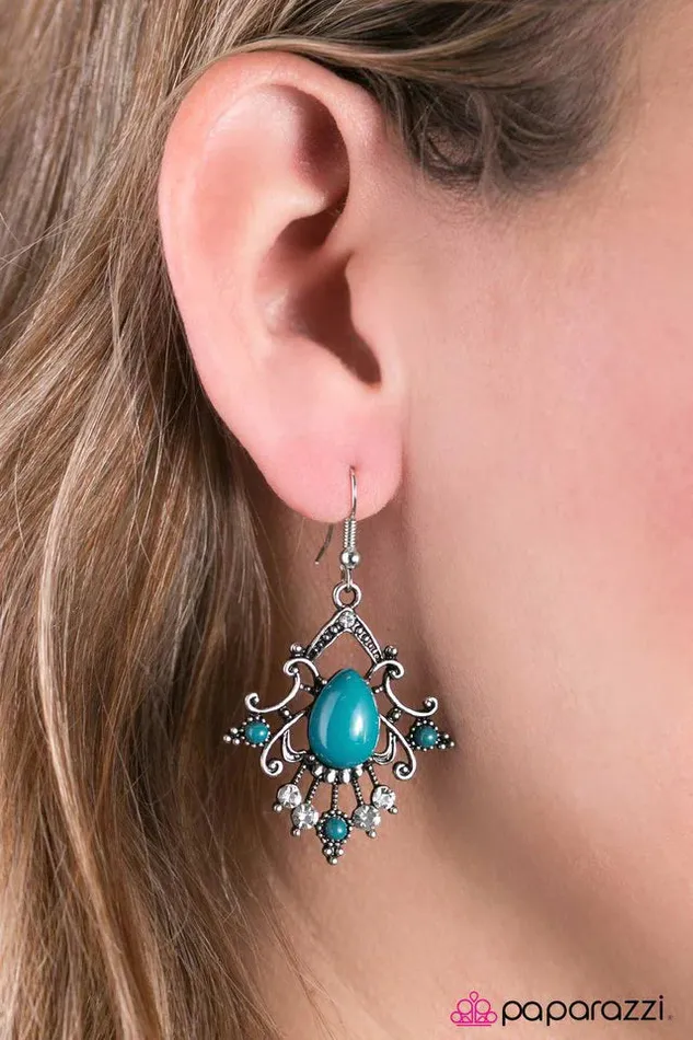 Paparazzi Jewelry Earrings Paparazzi Earring When I Am Queen Blue
