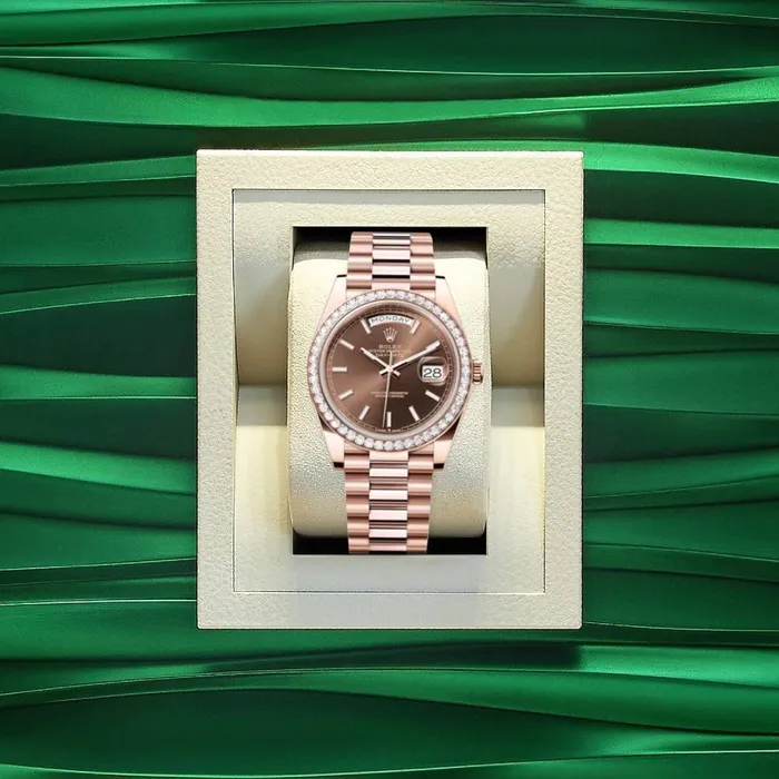 Rolex Bracelets Rolex Day Date 40mm Ref 228345RBR Chocolate Stick Dial Diamond Bezel 18K Rose Gold President Bracelet Mens Watch