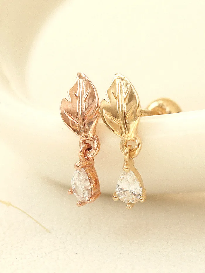 MinimalBijoux Earrings 14K gold Teardrop Leaf cartilage earring 20g