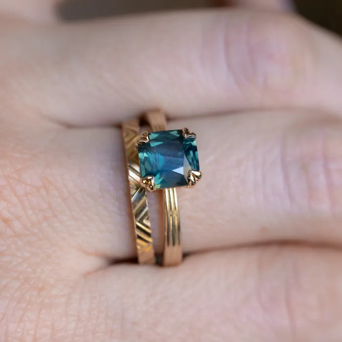Nashan Rings 233ct Teal Cushion Cut Sapphire Low Profile TriBand Three Winds Double Prong Tapered Solitaire in 14k Yellow Gold